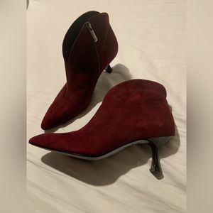 Thierry Rabotin Italian suede booties (size: 36)